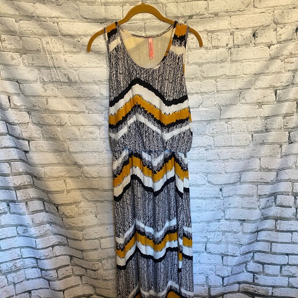 Multicolored maxi dress - Picture 2 of 4